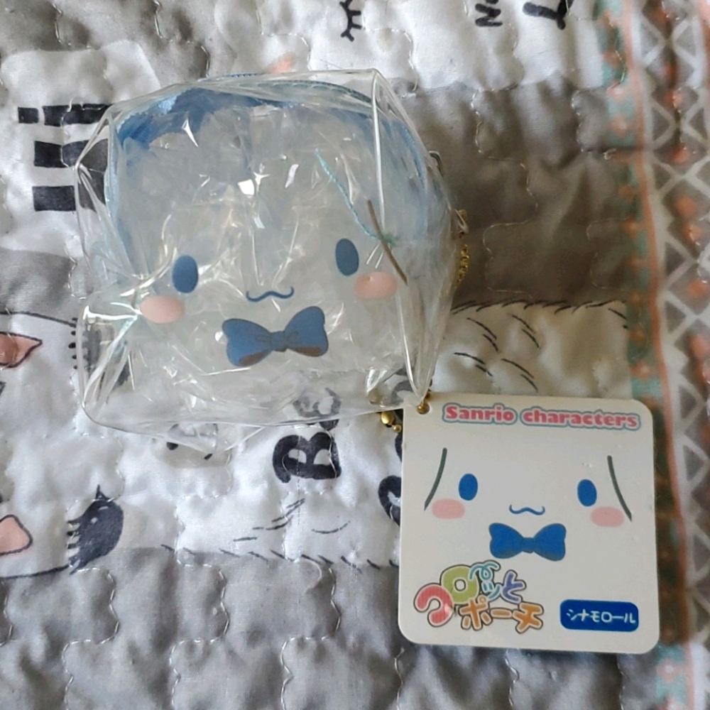 NWT Sanrio Characters Cinnamon Roll Coin Purse